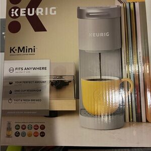 Keurig K-Mini Coffee Maker in Studio Gray